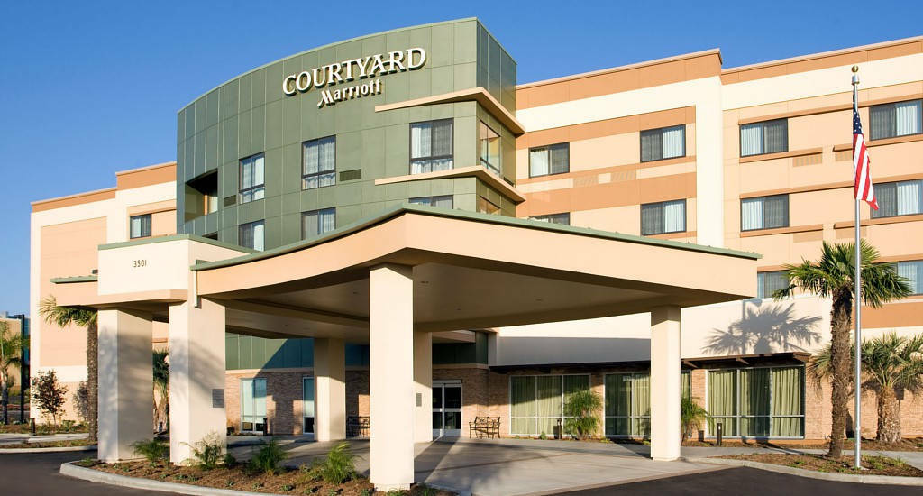 Courtyard By Marriott San Diego Oceanside Exterior photo
